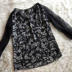 ANN TAYLOR Navy Floral Blouse w/ Lace Sleeves | Sz S
